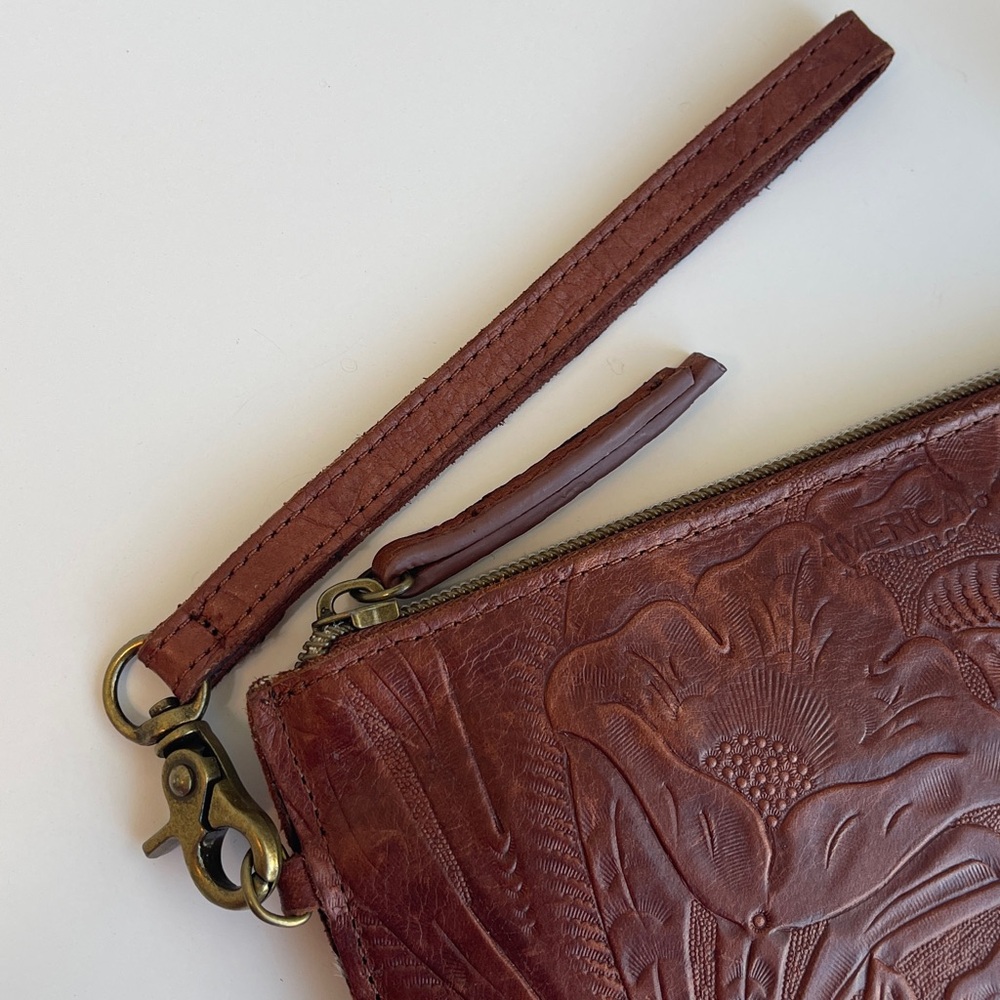 American Leather Co. Genuine Leather Wristlet - Picture 5 of 11